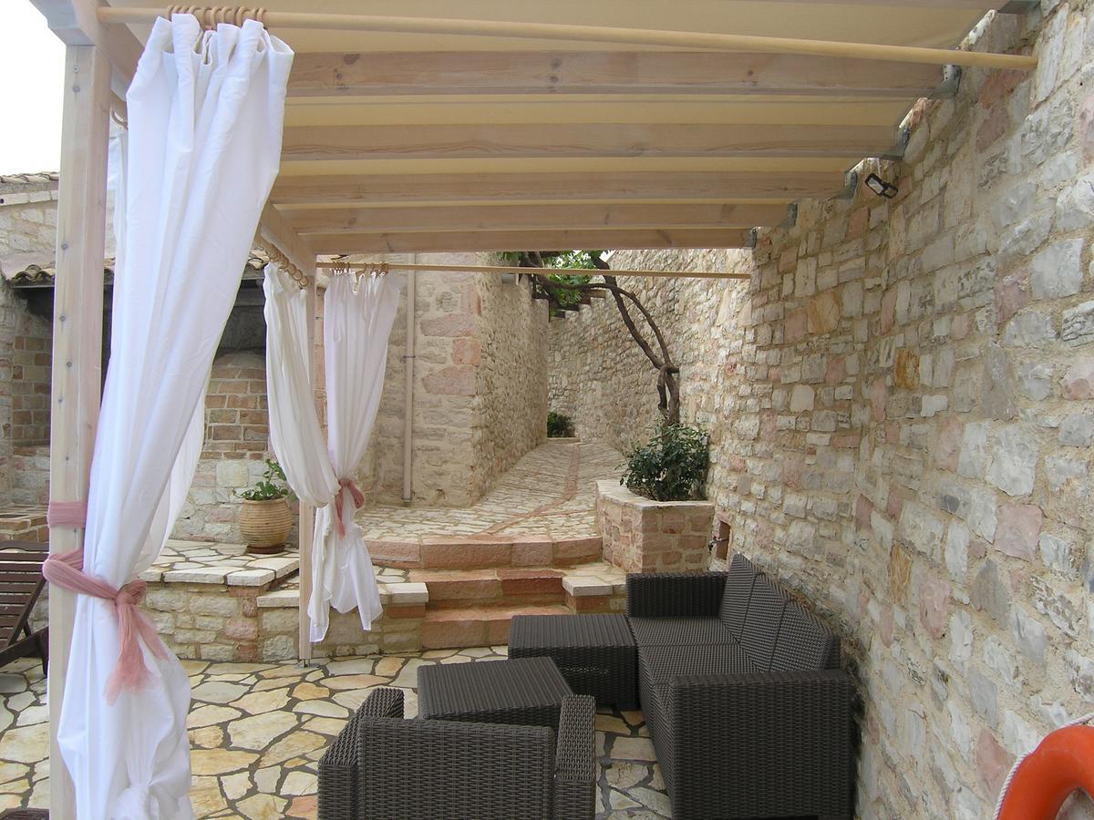 Viggla Traditional Stone Villa Olympia מראה חיצוני תמונה